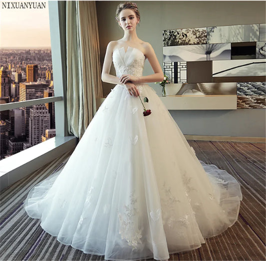 Appliques Beading Vintage White Wedding Dresses Vestidos De Noivas Plus Size Strapless Bridal Ball Gowns