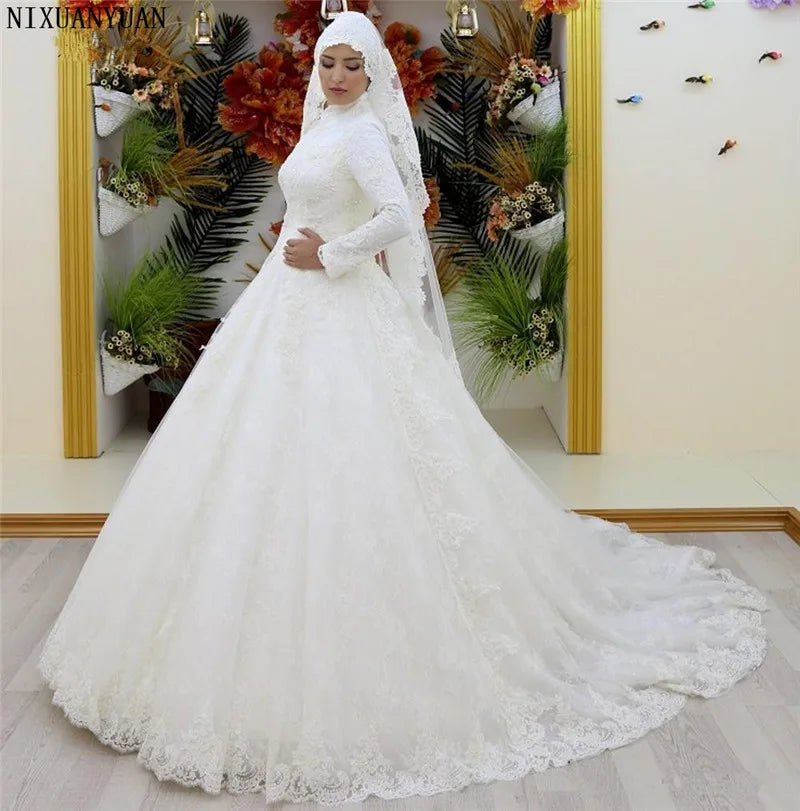Long Sleeve Lace Wedding Dresses Ball Gown High Neck Muslim Gowns Wedding Luxury Appliques Bridal Dresses Saudi Arabic Design