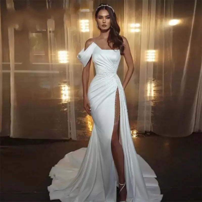 Elegant Mermaid Wedding Dresses Thigh High Slits One Shoulder Pearls Satin Bridal Gown Vestido De Noiva Robe Mariage