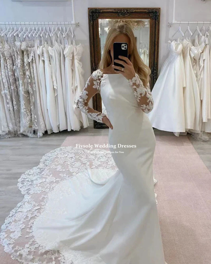 Charming Mermaid Wedding Dress High neck Lace Appliques Sweep Train Bridal Gowns Fashion Amanda Novias Vestido De Novia