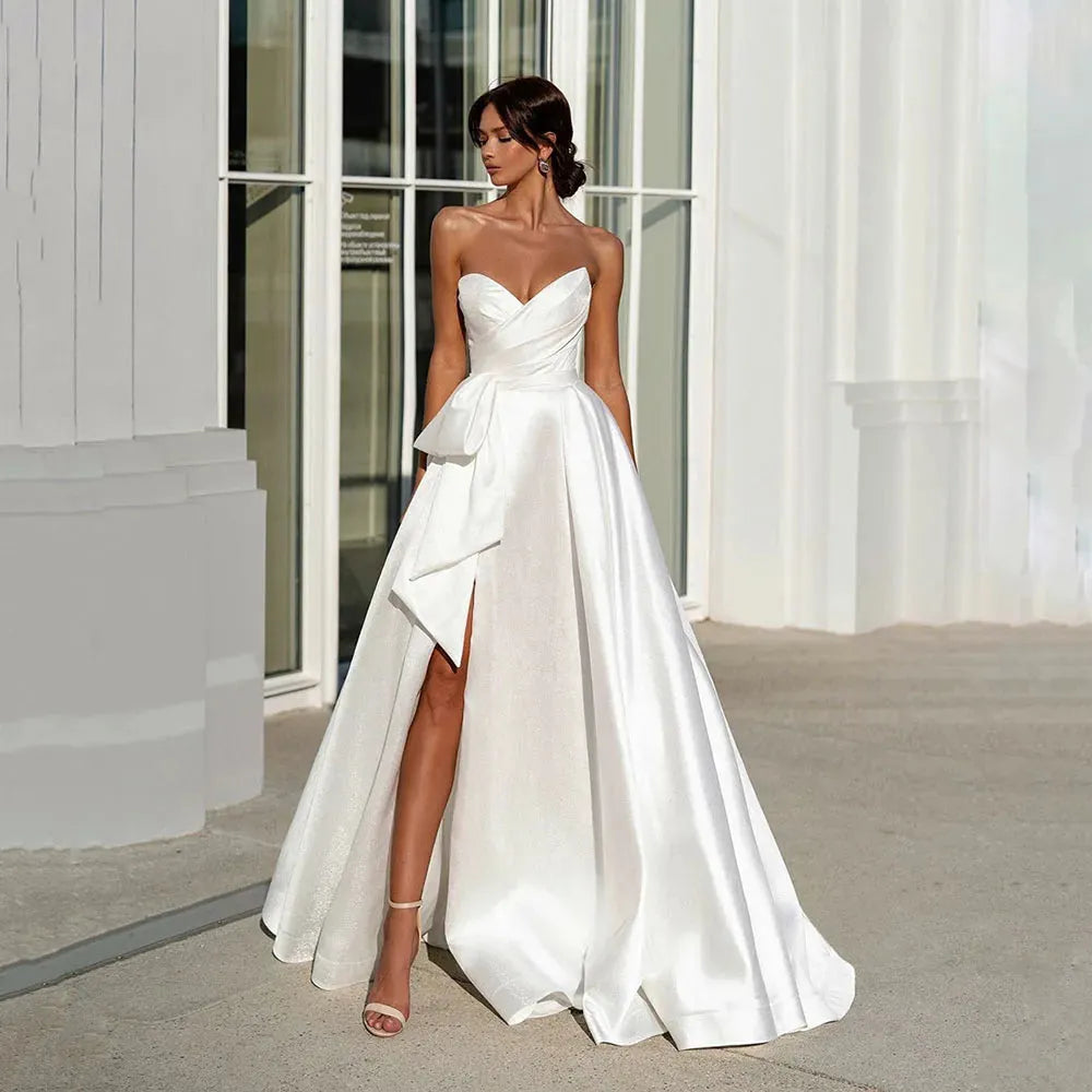 Modern Elegant Side Split Sexy Wedding Party Gowns Sweethearts