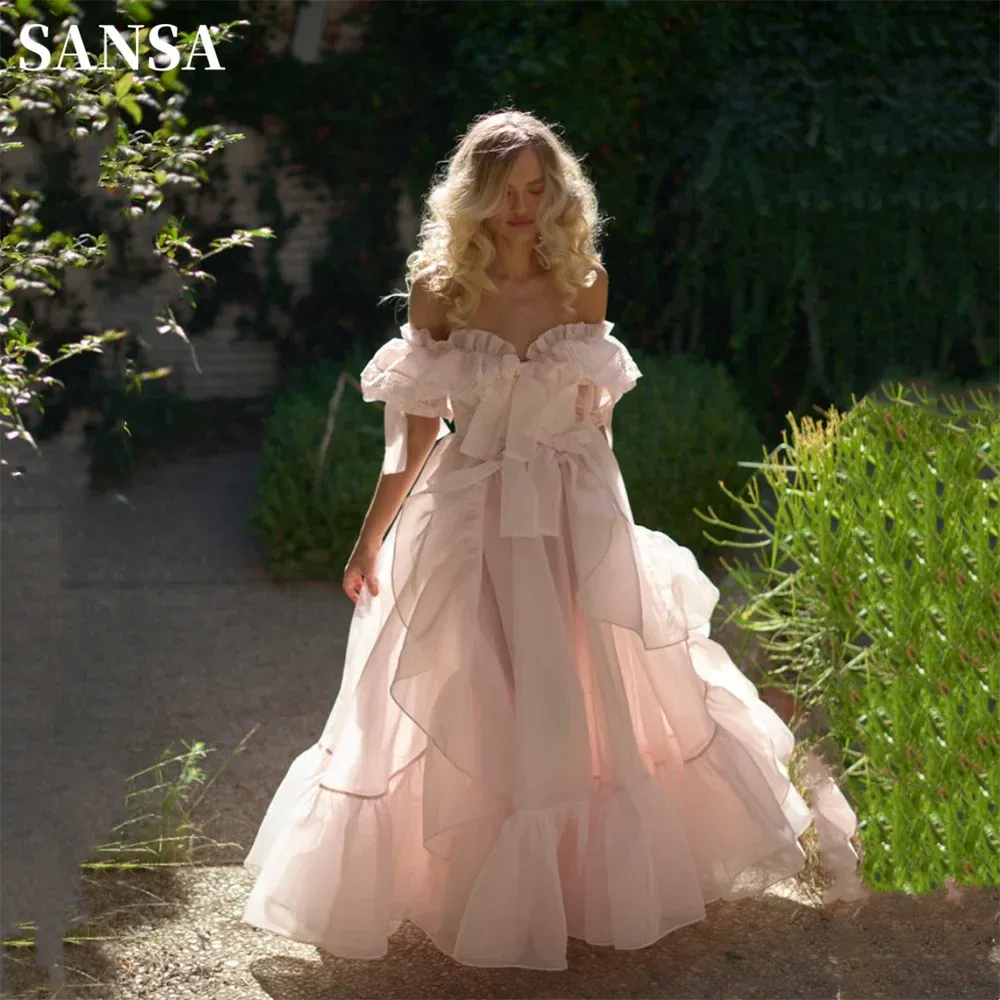 light pink sweet 16 dresses Off Shoulder Quinceanera Lace Birthday Paty Dres This beautiful ball gown is perfect for your special occasion Pink Quinceanera Dresses Gown Quinceanera