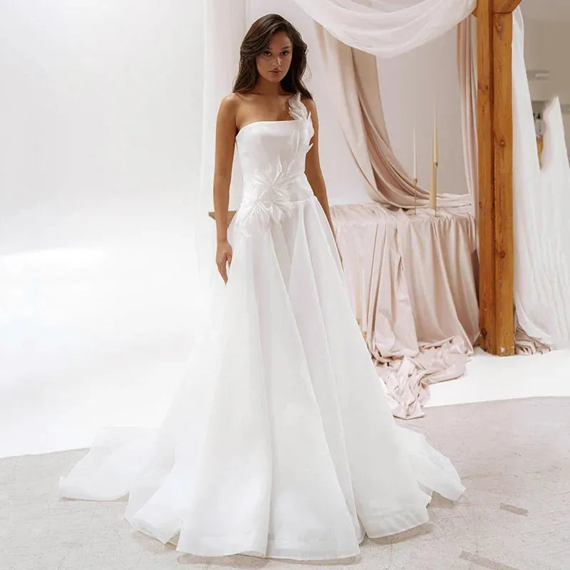 Women A-Line Wedding Dresses Strapless Princess Sleeveless Bridal