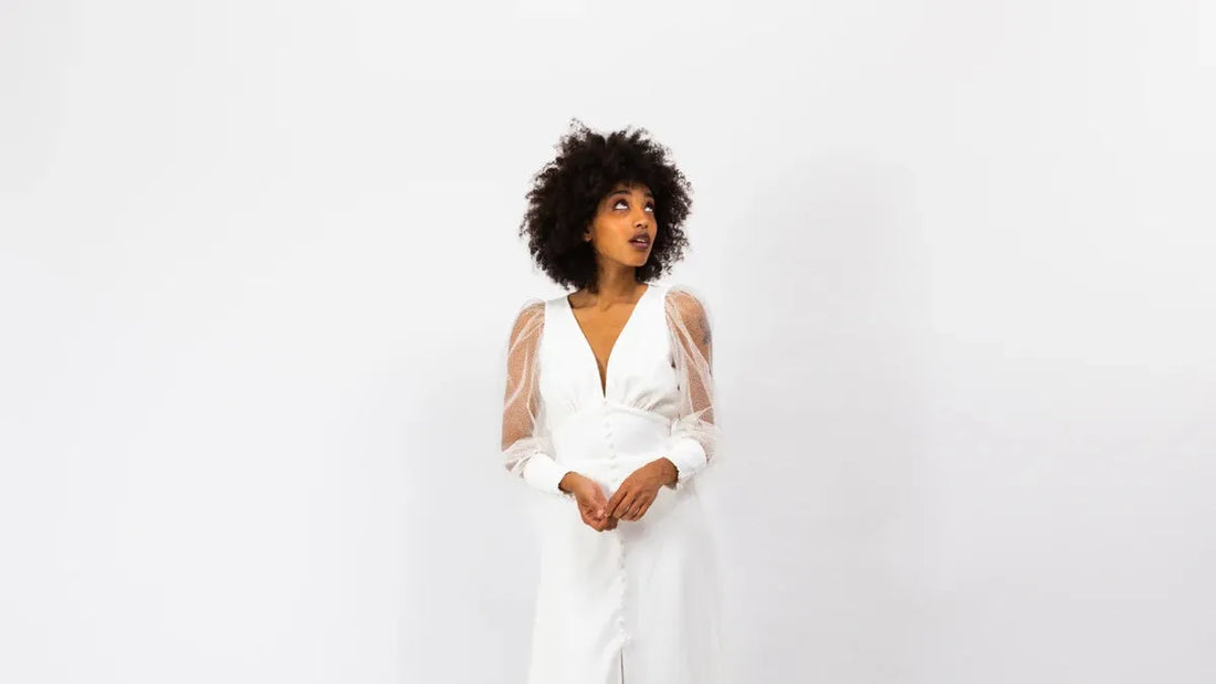 2 in 1 Short White Modern Wedding Dress Vestido De Novia Gown Satin Princess Bridal Mermaid Bow Satin Court Train Sleeves Satin