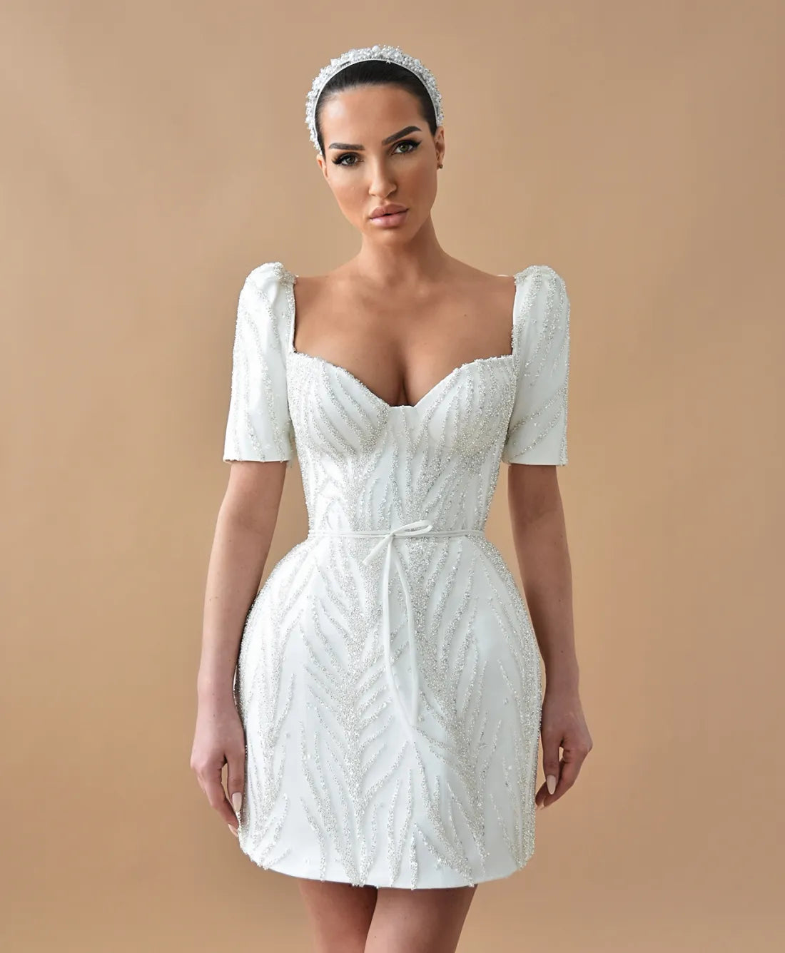 Vestido de novia con purpurina, Mini vestido de novia/columna de manga corta con cuello en V, vestidos de novia para mujer, vestidos de novia cortos de lujo con espalda descubierta 