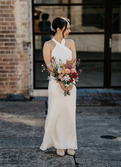 Robe de plage en Satin pour femmes, col licou, Simple, sans manches, ligne A, longueur au sol, robe de mariée élégante