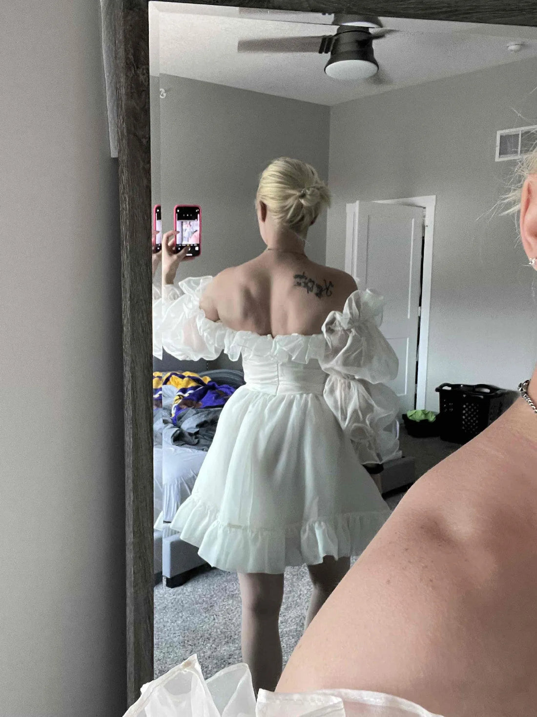 Off-Shoulder Puff Sleeves A-Line Mini Wedding Dress For Women Sheath Zipper Back Above Knee Short Bridal Gown Custom Made White 20w