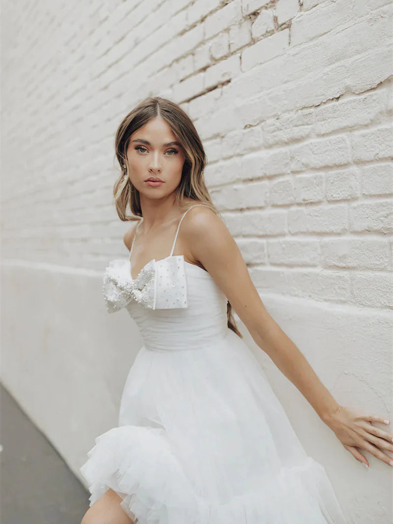 Vestido de fiesta de boda de tul con volantes, minilongitud con lazo y cuentas, tirantes finos, vestido de novia de princesa sin mangas por encima de la rodilla