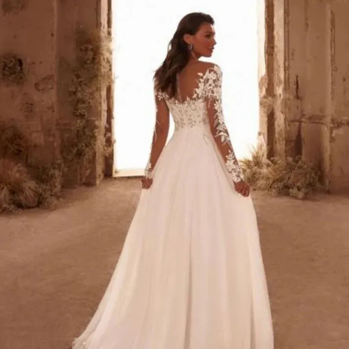 RODDRSYA Boho Long Sleeves Wedding Dress Chiffon Appliques Scoop Neck Button Back A-Line Bridal Gowns Vestido De Novia Red