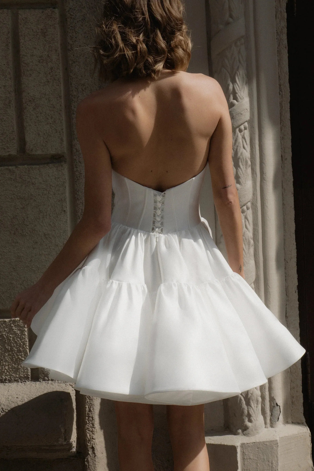 Simple Ivory with Ruffles Wedding Dress Modern Sleeveless Bow Satin Mermaid Court Train Bridal Gown Princess Vestido De Novia Satin