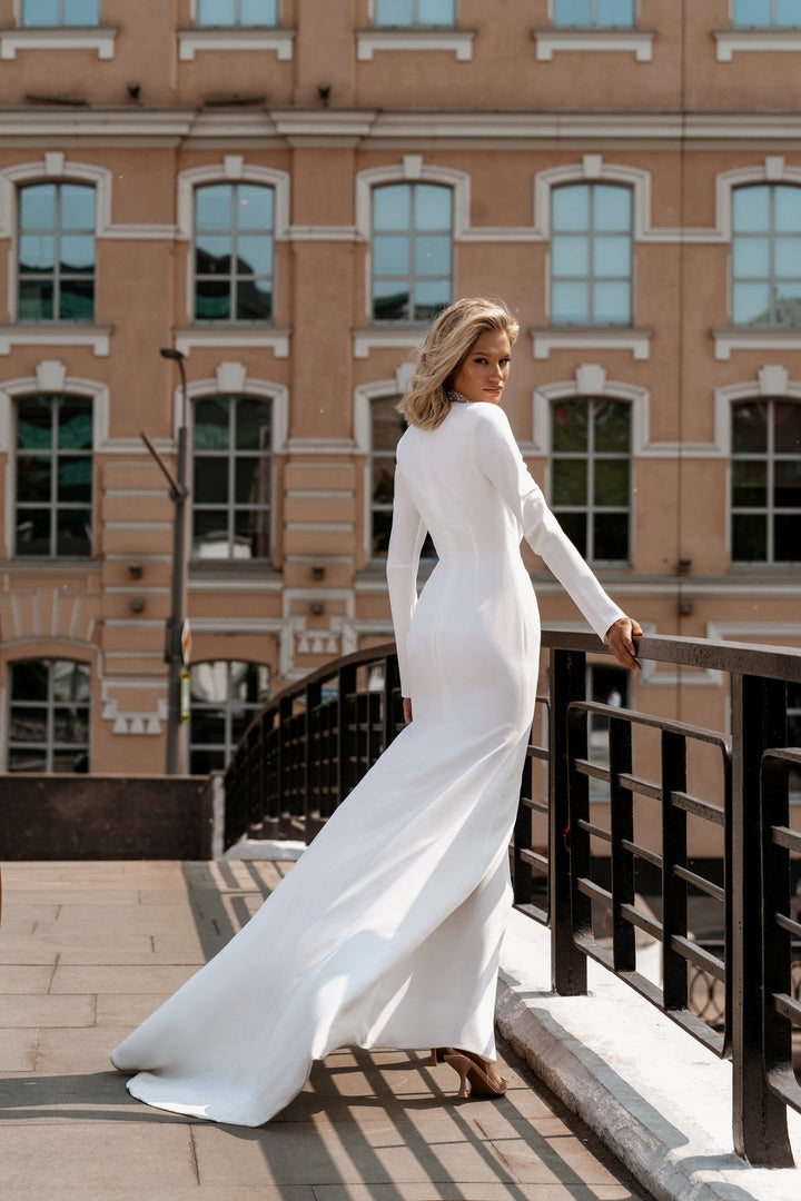 Vestido de novia de sirena sencillo con pliegues y mangas largas con escote en V profundo y hombros descubiertos, vestido de novia largo hasta el suelo con cremallera en la espalda y abertura larga