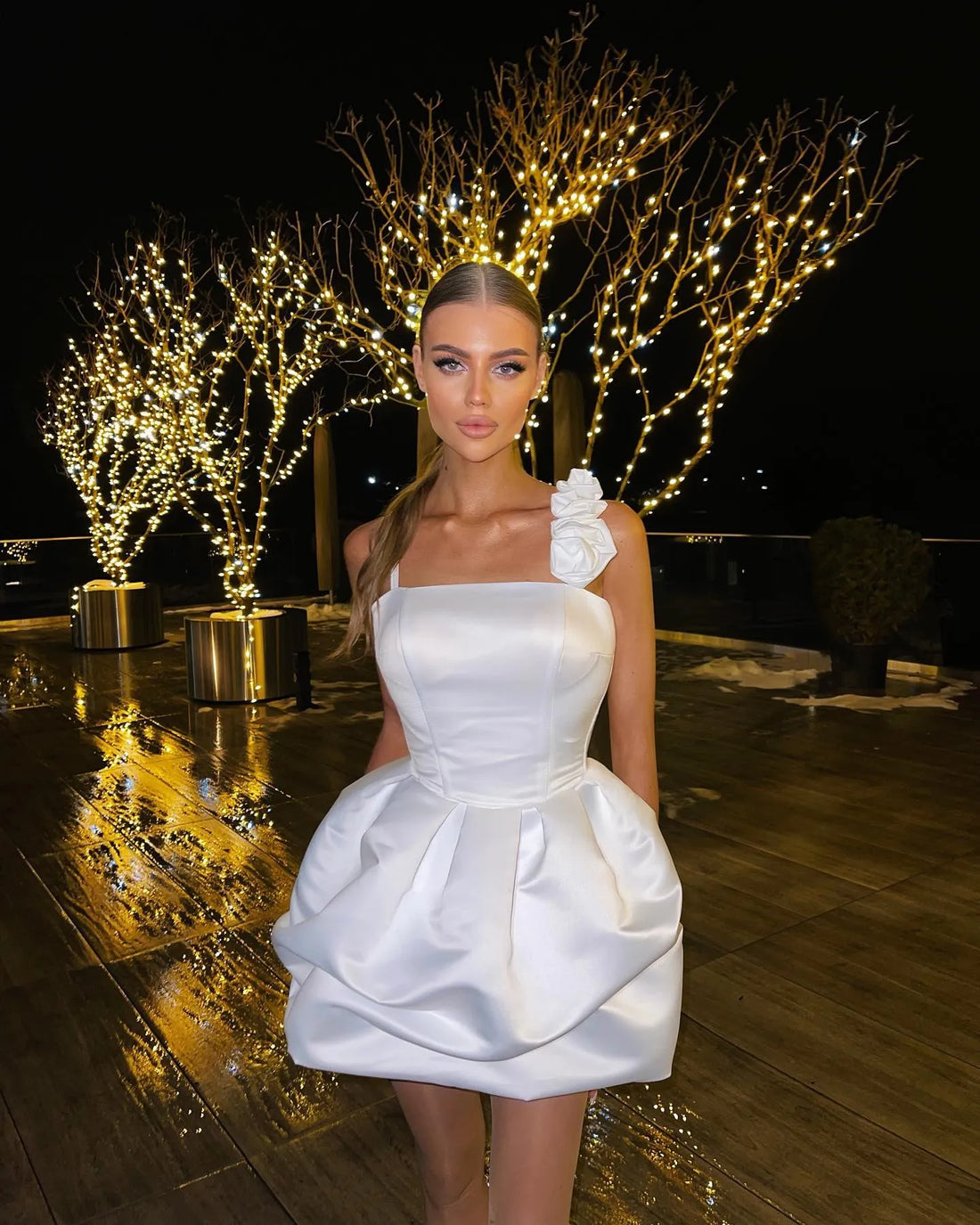 Simple A-Line Short Wedding Party Dresses Flowers Sleeveless Mini Brides Dresses for Women Stain Puff Cocktail Dresses White 26W