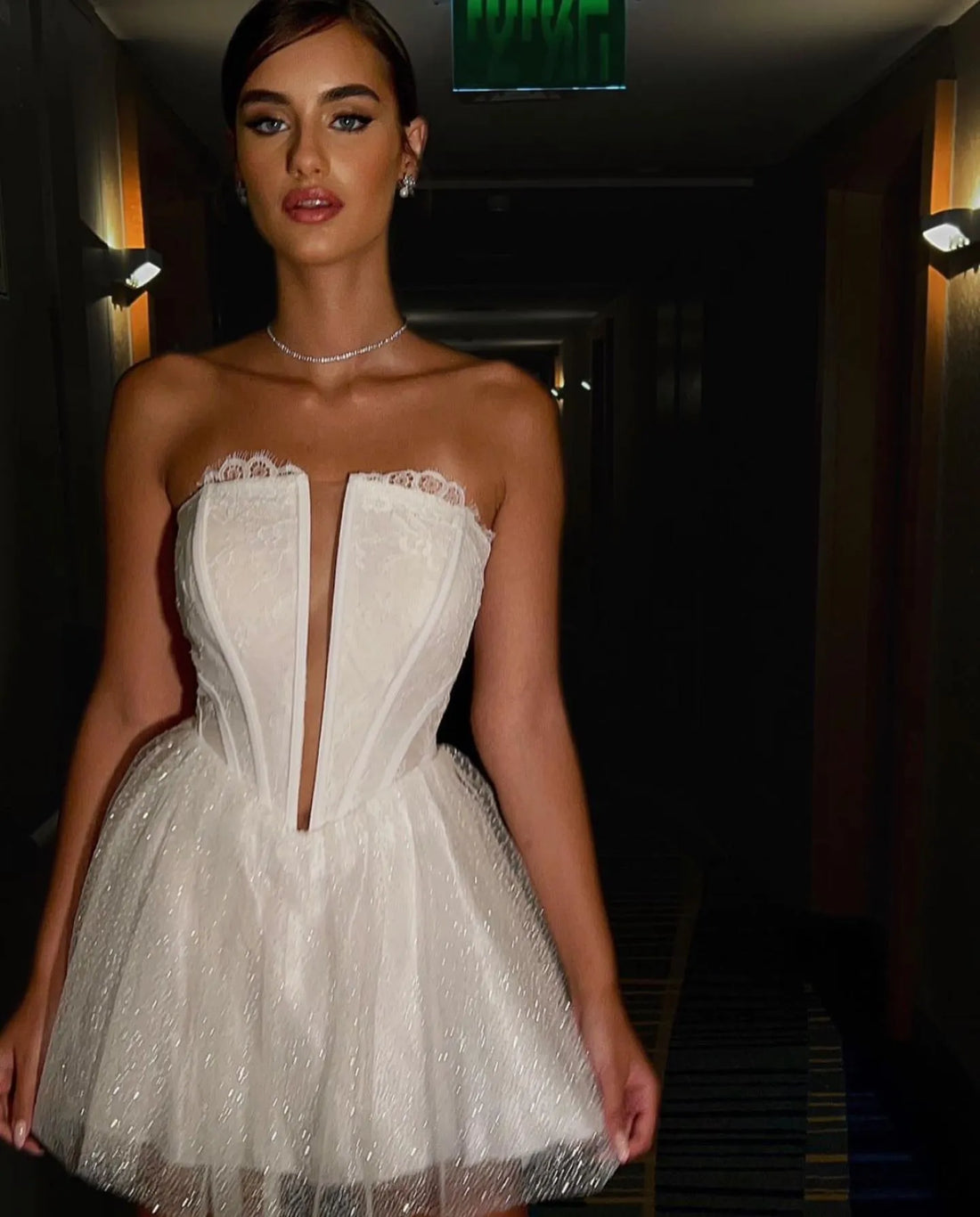 Shiny A-Line Mini Wedding Party Dresses Strapless Lace Sexy Short Bridals Gowns Cocktail Evening Dresses for Women Israel White 26W