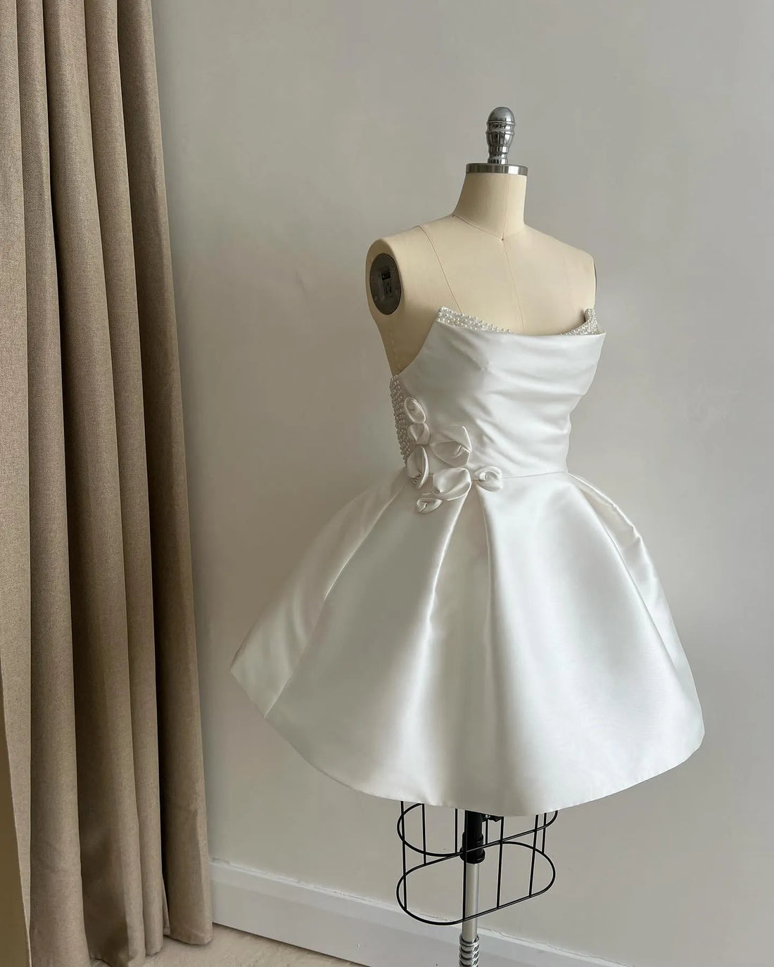 A-Line Mini Wedding Party Dresses Sleeveless 3D Flowers Pearls Brides Gowns Stain vestidos de novia boda Ivory