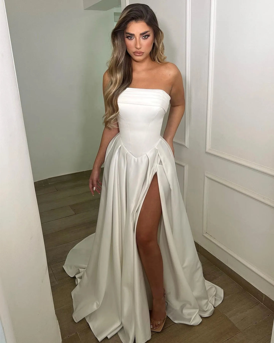 A-Line Elegant Wedding Dresses Strapless Stain Hihe Side Slit Brides Party Gowns for Women Evening Dresses Bespoke As picture