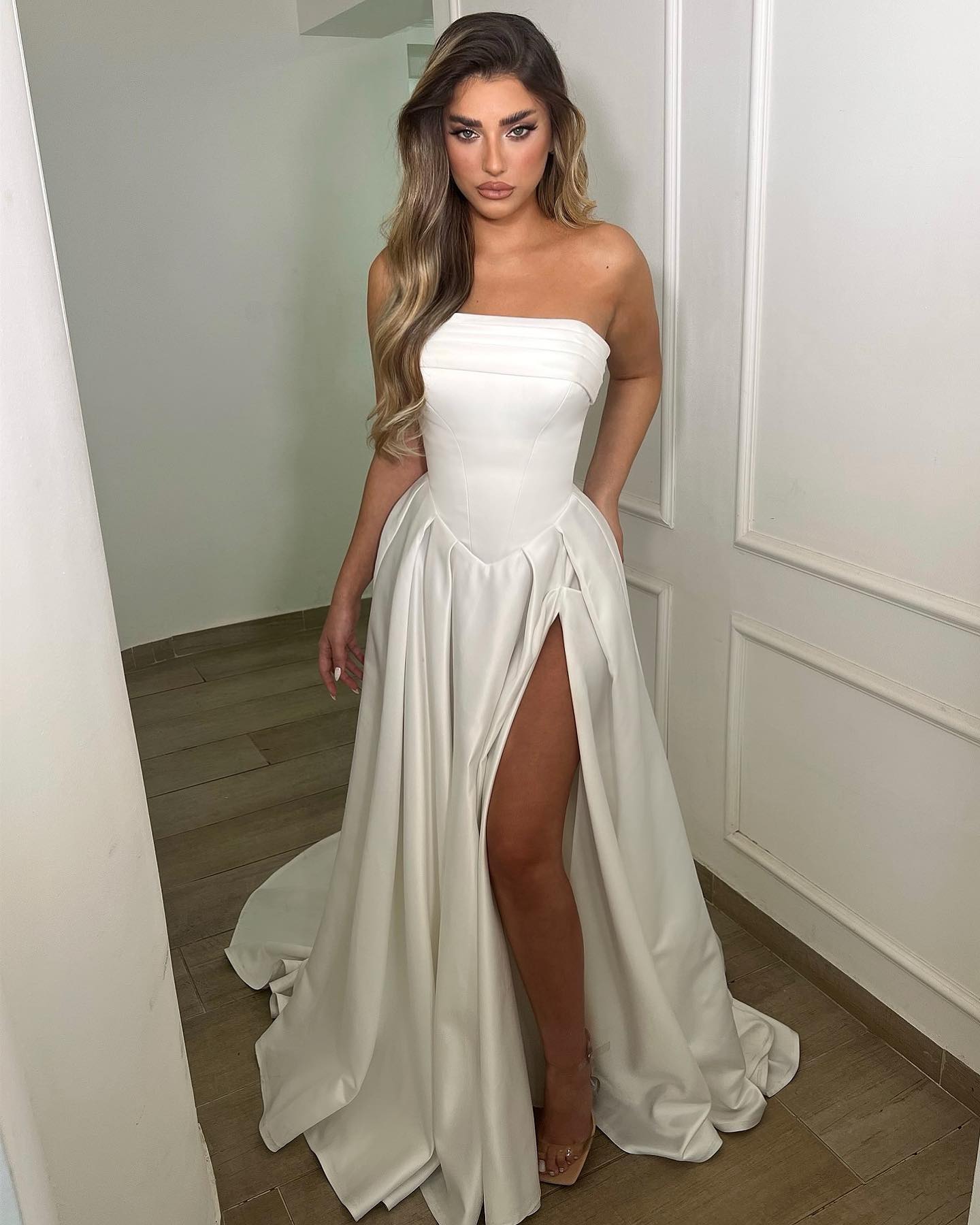 A-Line Elegant Wedding Dresses Strapless Stain Hihe Side Slit Brides Party Gowns for Women Evening Dresses Bespoke