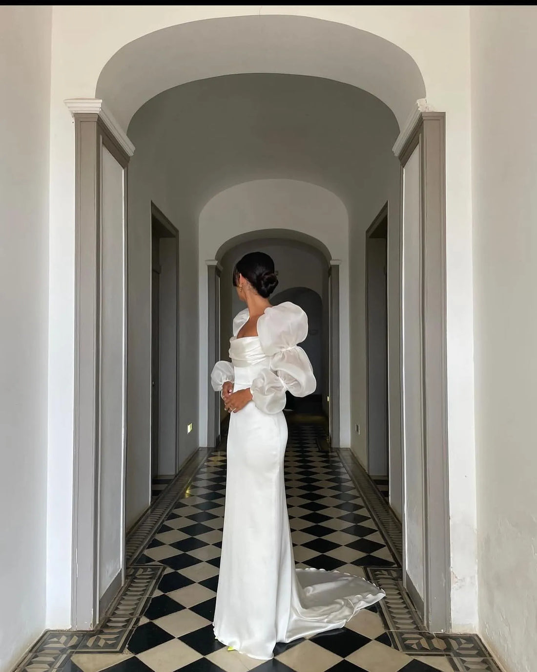 Generous Mermaid Wedding Dresses Square Collar Long Puff Sleeves Brides Gowns Sweep Train Evening Dresses for Women