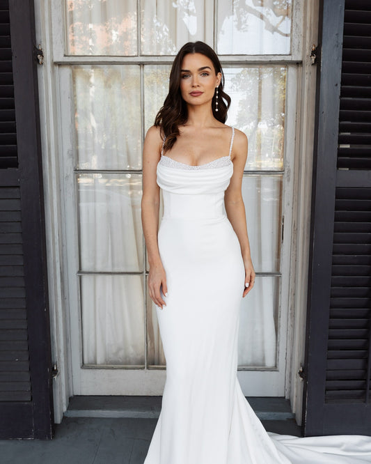 Robe De mariée sirène en Satin doux, bretelles Spaghetti élégantes, perles, dos nu, sur mesure