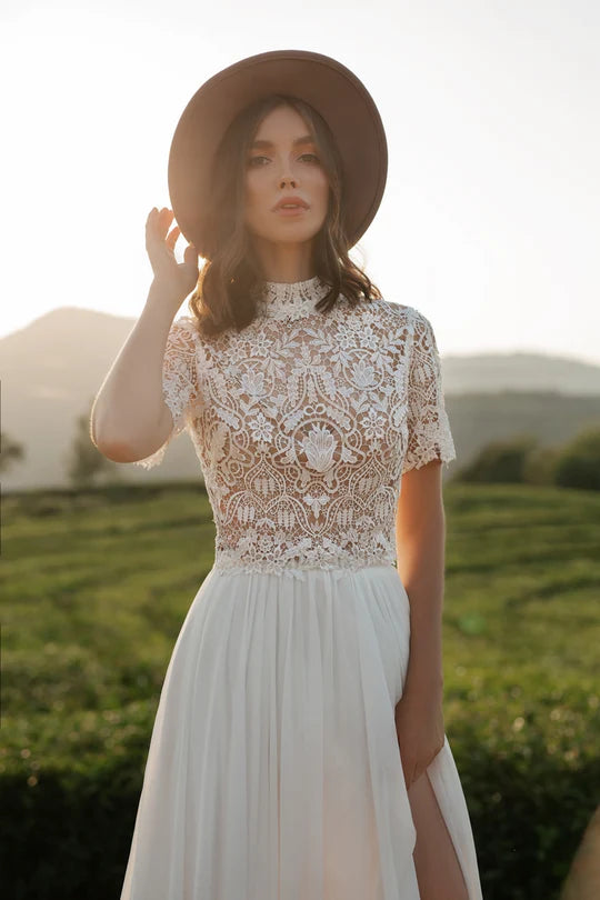 Vestido de novia bohemio con mangas, sencillo vestido de gasa de playa con cola de corte, vestidos de novia bohemios sexis con cuello redondo para playa