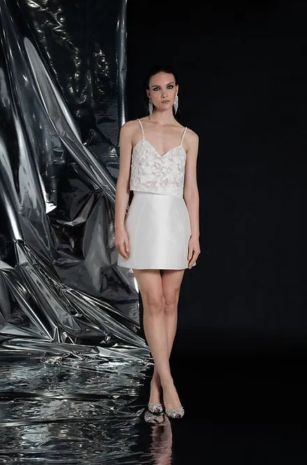 Embroidery Top Flower Modern Vestido De Novia Gown Bow Satin Court Train Wedding Dress Satin Princess Bridal Mermaid Satin