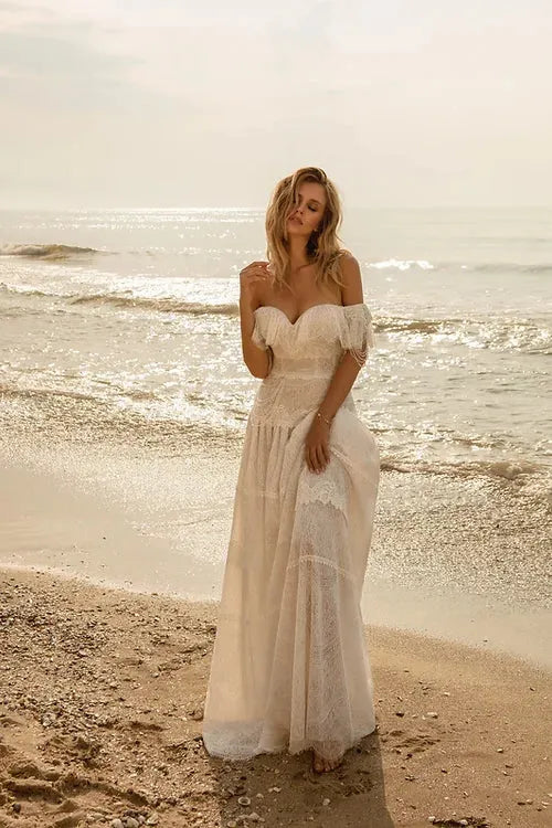 Bohemian Full Lace Wedding Dresses Off the Shoulder Ruffles A Line Bridal Gowns Beach Boho Robes De Mariée Plus Size WHITE 14W