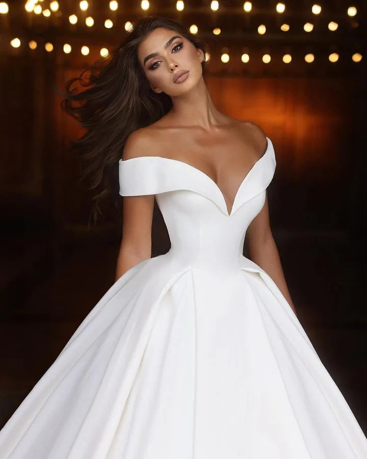 Cantik Gaun Perkahwinan Line Untuk Wanita Di luar bahu V Leher Satin Formal Princess Fashion Bride Gowns Vestidos de Novia