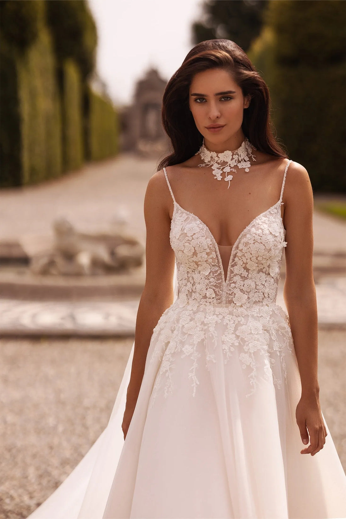 Attractive Spaghetti Straps Modern Princess Gown Bow Court Train Dress Satin Vestido De Novia Mermaid Wedding Dress Satin