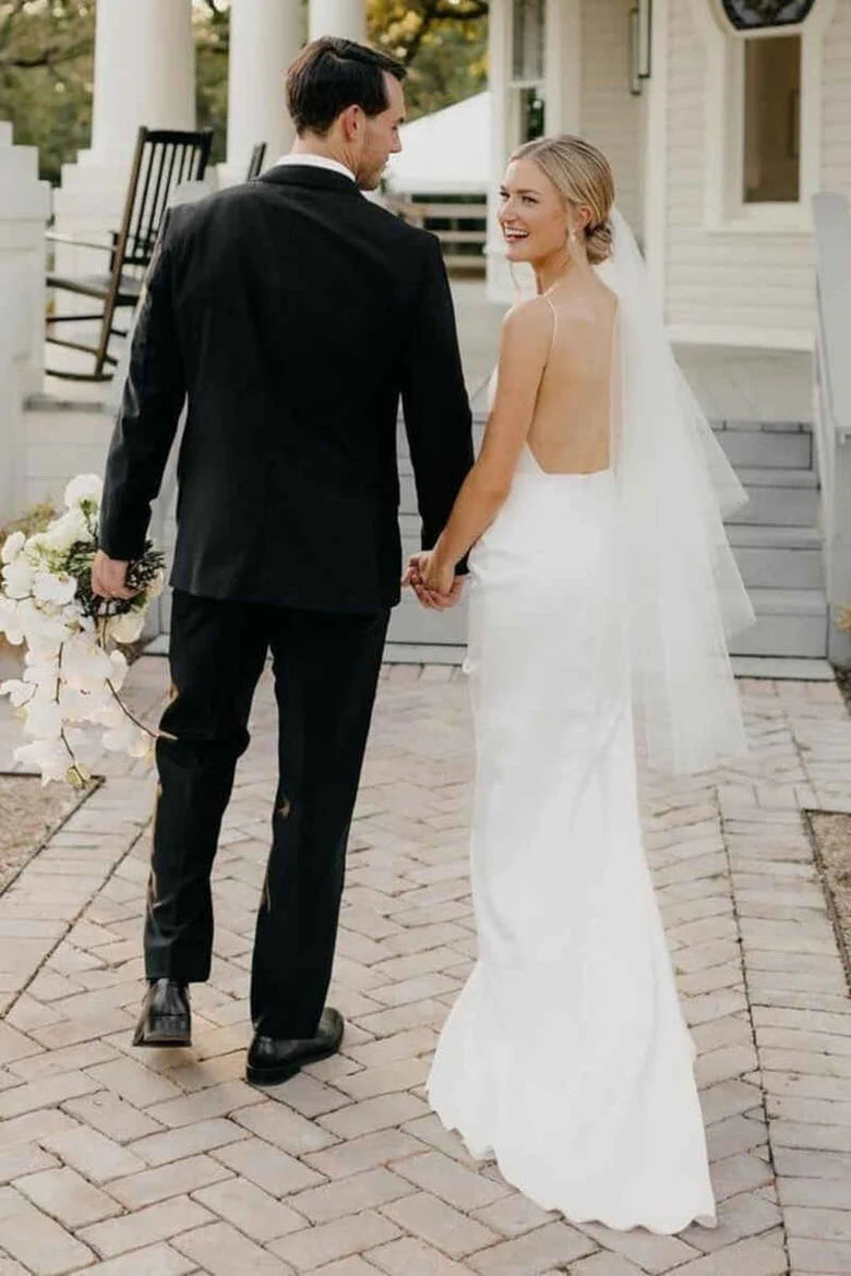 Vestido de novia de tubo sin tirantes sencillo de crepé con escote en V profundo para mujer, vestido de novia con cola de barrido y espalda abierta, hecho a medida