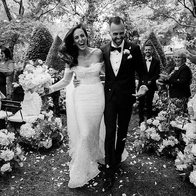 Glitter Mermaid Wedding Dress with Detachable Tulle Train Long-sleeved Off Shoulder Backless Bridals Dress for Women 2023 White