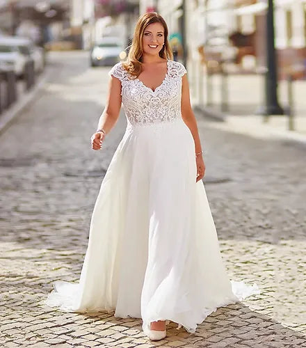 Elegant Chiffon Wedding Dresses Plus Size V Neck Cap Sleeves Bride Gowns Appliques Backless Sweep Train A-Line Vestido De Noiva