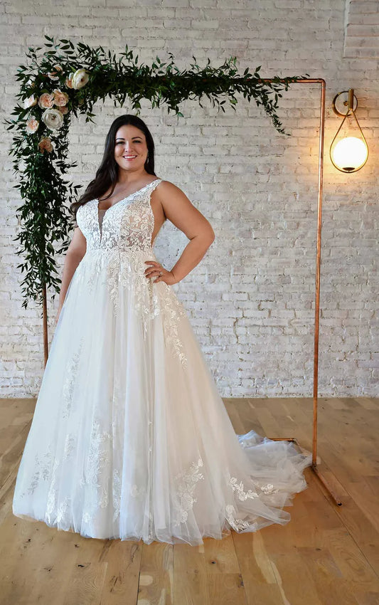 Suknie ślubne plus size Büyük Beden Gelinlik A-line na zamówienie Eleganckie koronkowe paski spaghetti Strapsspaghetti