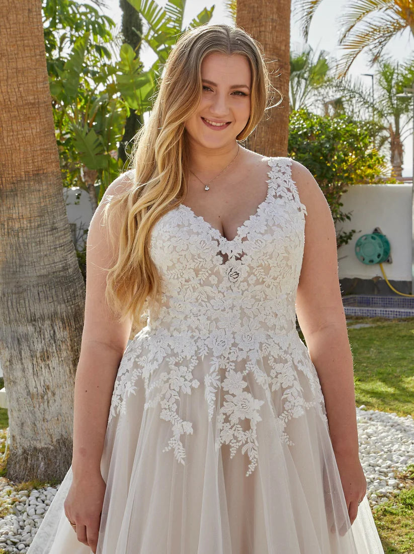 Grande taille dos nu col en v robe de mariée élégante sans manches a-ligne appliques robes de mariée vestidos de novia 