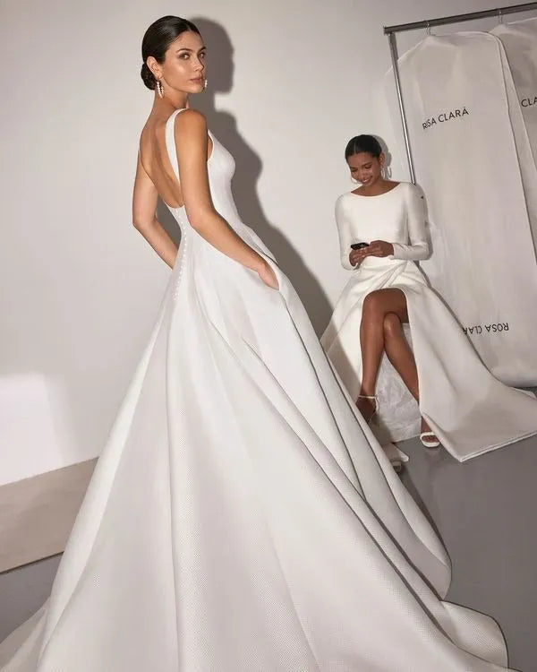 Elegant Princess Wedding Dress Crafted in Cloqué Satin Wedding Dress Court Train Bow Sleeveless Mermaid Vestido De Novia Bridal Gown Princess Satin