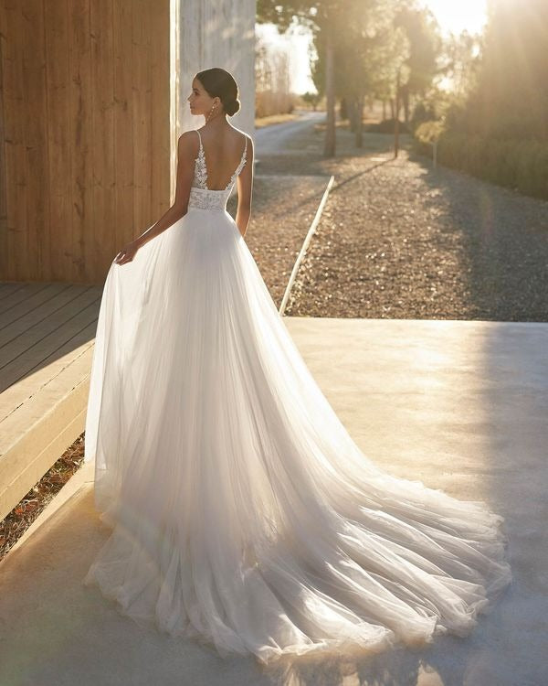 Plunging Back with Straps Wedding Dress Vestido De Novia Bridal Gown Princess Modern Mermaid Satin Court Train Bow