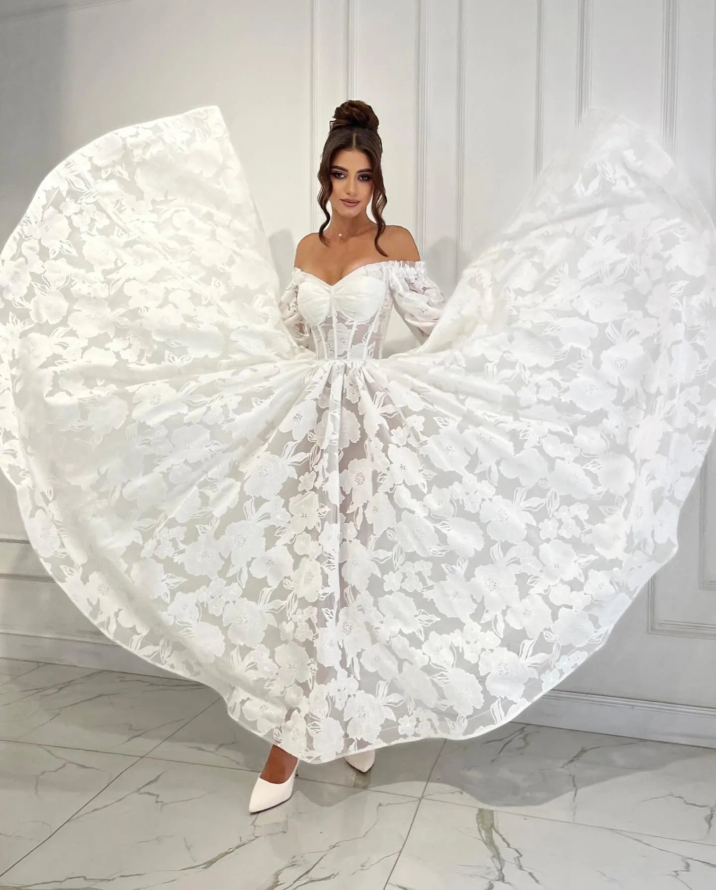 Ivory A-Line Wedding Dresses Off Shoulder Floral Brides Dress for Women Long Puff Sleeves Ankle Length Bridal Party Gowns