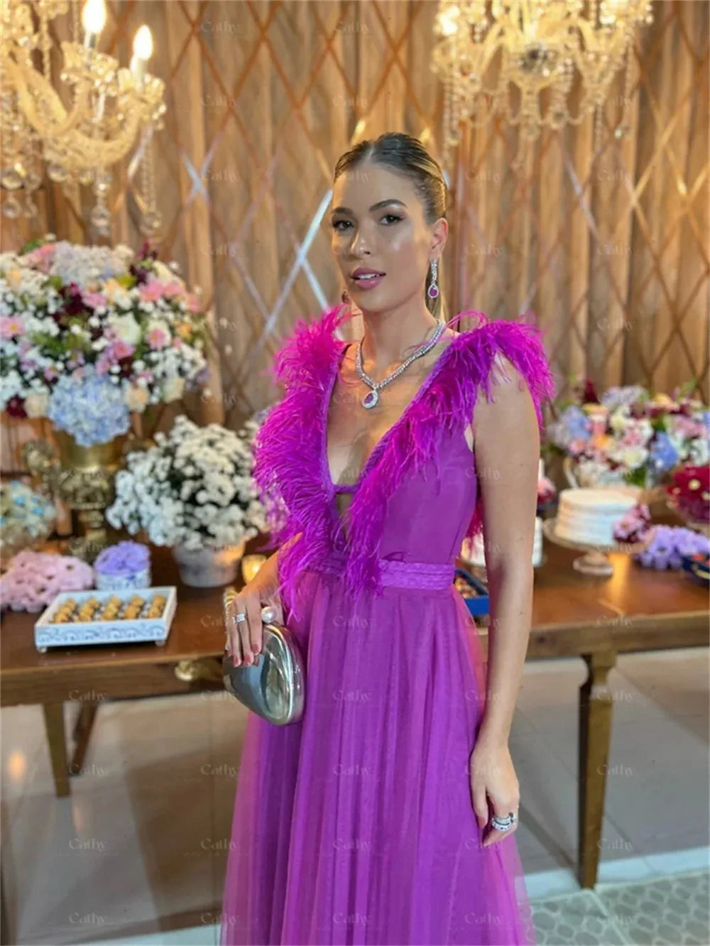 Luxury Handmade Feather Neckline Design Prom Dress Tulle Party Dresses Sexy Sleeveless Maxi Vestidos De Noche فساتين السهرة rose pink