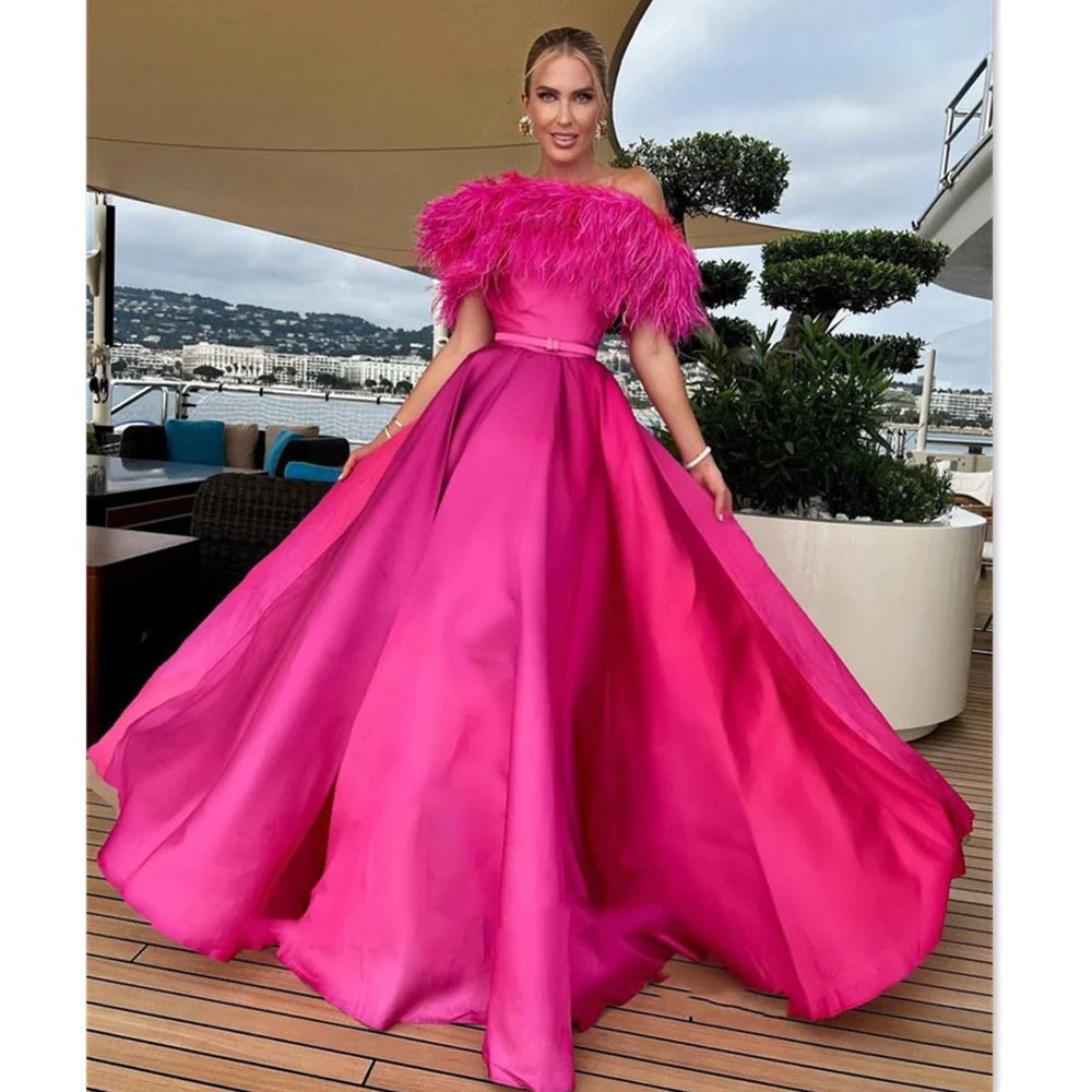 Rose Pink Feather Neckline Prom Dress Sexy Strapless Silk Satin Evening Dress Off The Shoulder فستان سهرة Party Dress