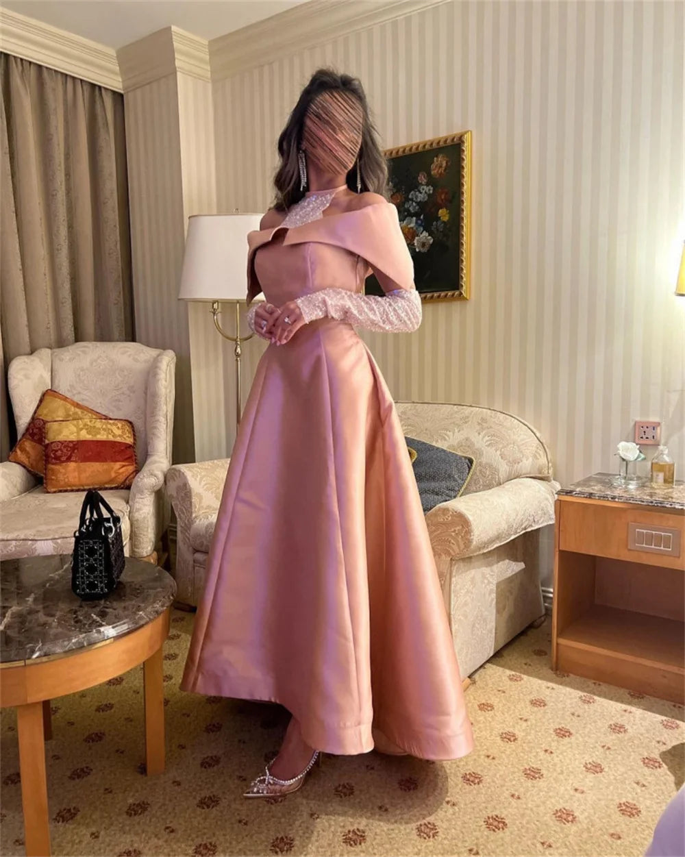 Glitter Halter Neck فستان سهرة Long Sleeve A-line Prom Dress Pink Satin Party Dress Sexy Off Shoulder Evening Dress