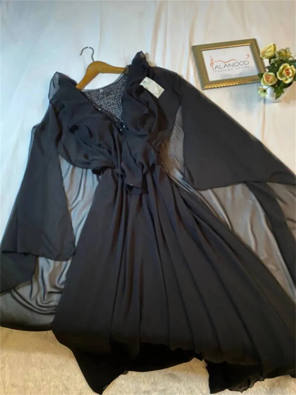 Black Chiffon Cape فستان سهرة Sexy V-neck A-line Prom Dress Sleeveless Party Dres Silk Chiffon Floor Lenght Evening Dress Black