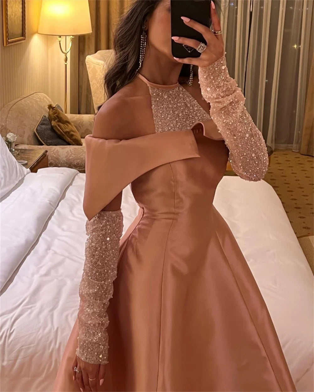 Glitter Halter Neck فستان سهرة Long Sleeve A-line Prom Dress Pink Satin Party Dress Sexy Off Shoulder Evening Dress