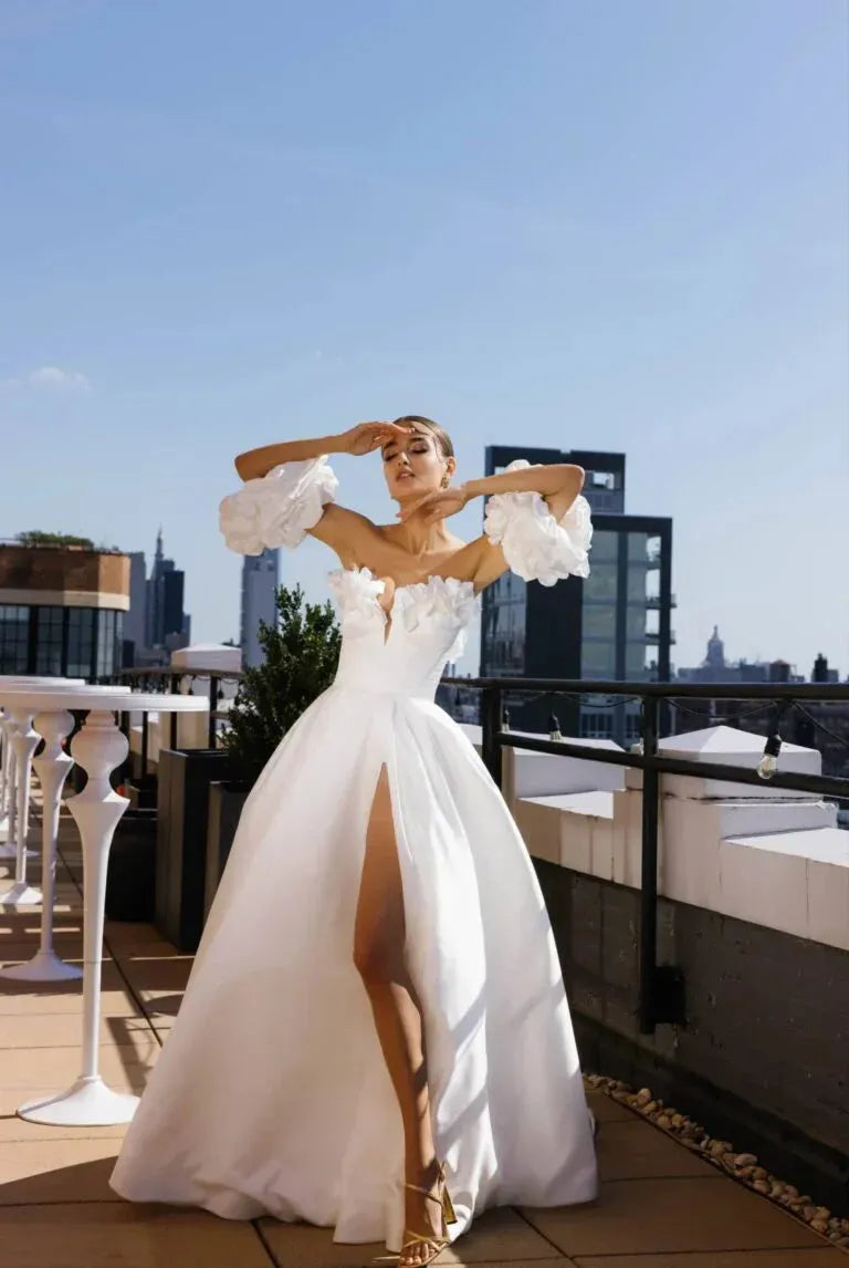 Modest Sweetheart Neck A-Line Wedding Dresses Detachable Puff Sleeves Floor-Length Bridal Gowns Customized Vestidos De Noiva Satin