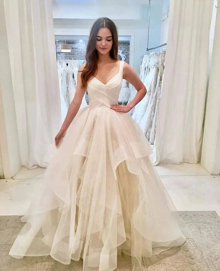 A-Line Princess Wedding Dresses Sleeveless Sweetheart Boho Bride Dress With Puffy Tiered Tulle Ruffles Bridal Gowns Custom Ivory 24w