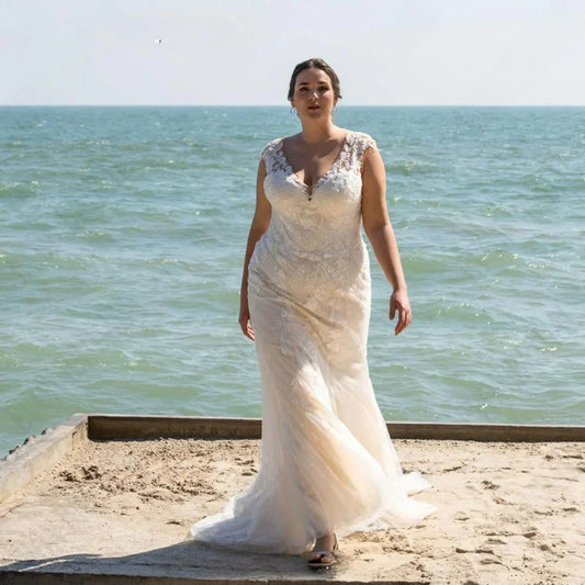 Vestidos de novia de encaje vintage de talla grande, mangas casquillo de sirena, apliques con cuello en V, vestidos de novia con botones, vestido de novia sin espalda 