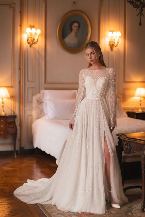 Luxury Shiny Lace O Neck A Line Wedding Dress Long Sleeves Zipper Back High Side Slit Court Train Bridal Gown Satin