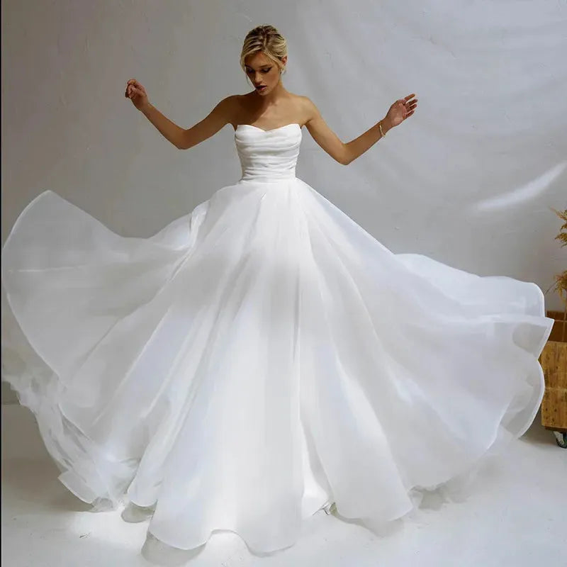 Simple Pleat Tulle Strapless Wedding Dresses Side Split Sweetheart Beach Bride Dress Elegant Sleeveless t Boho Robe De Mariee 14w