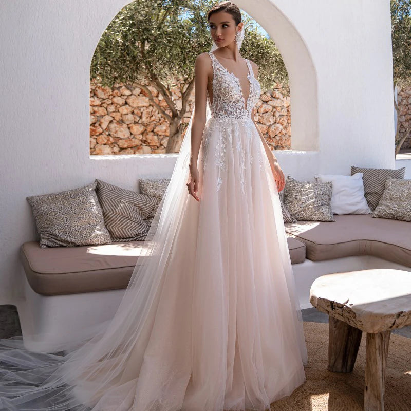 Beach Dream Wedding Dresses A Line V-Neck Backless Appliqued Lace Bridal Gowns Lantern Sleeves Tulle Princess Party