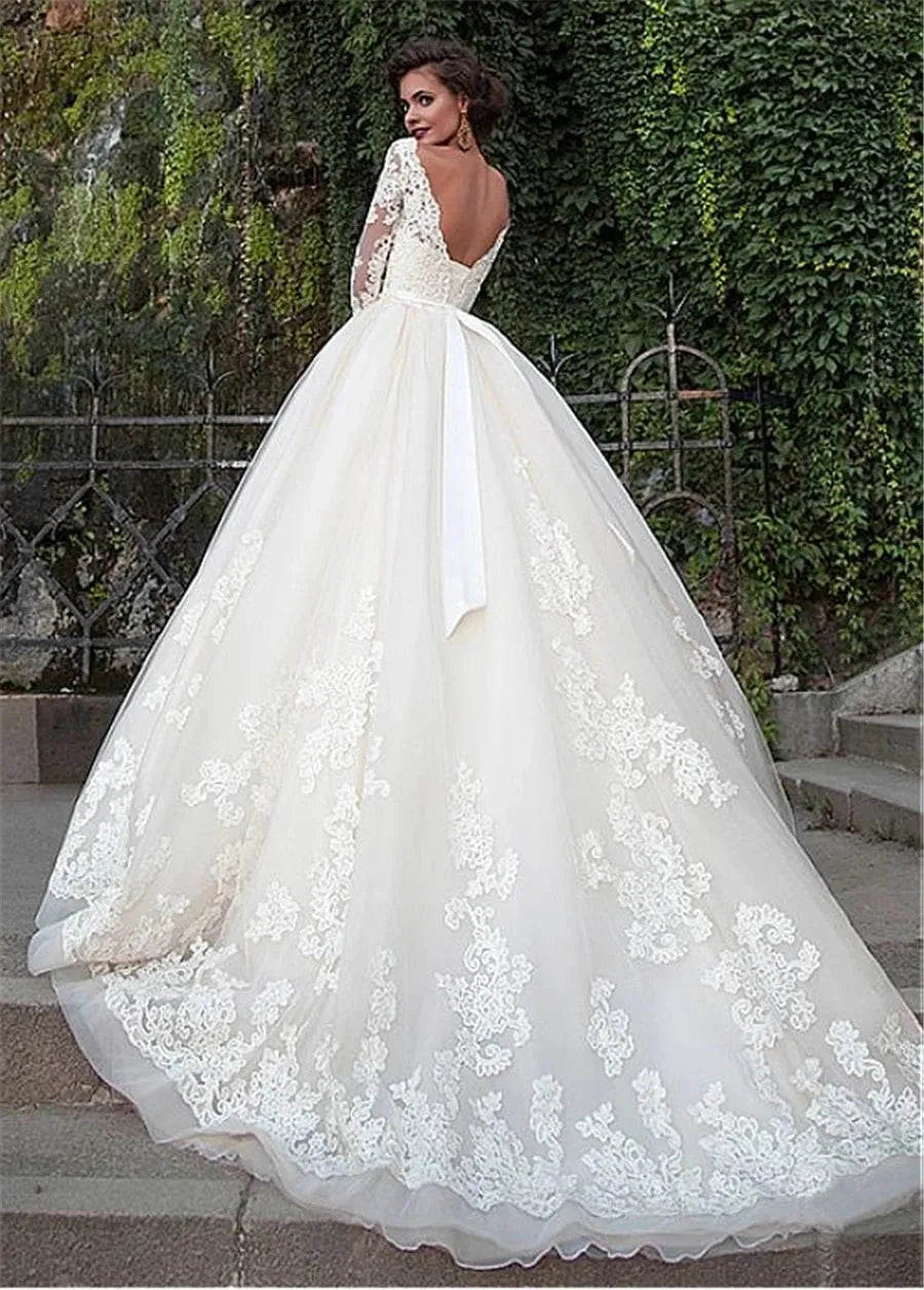 V-neck Applique Lace Wedding Dress With Three Quarter Sleeve Tulle A-line Bridal Dresses robe mariage femme WHITE