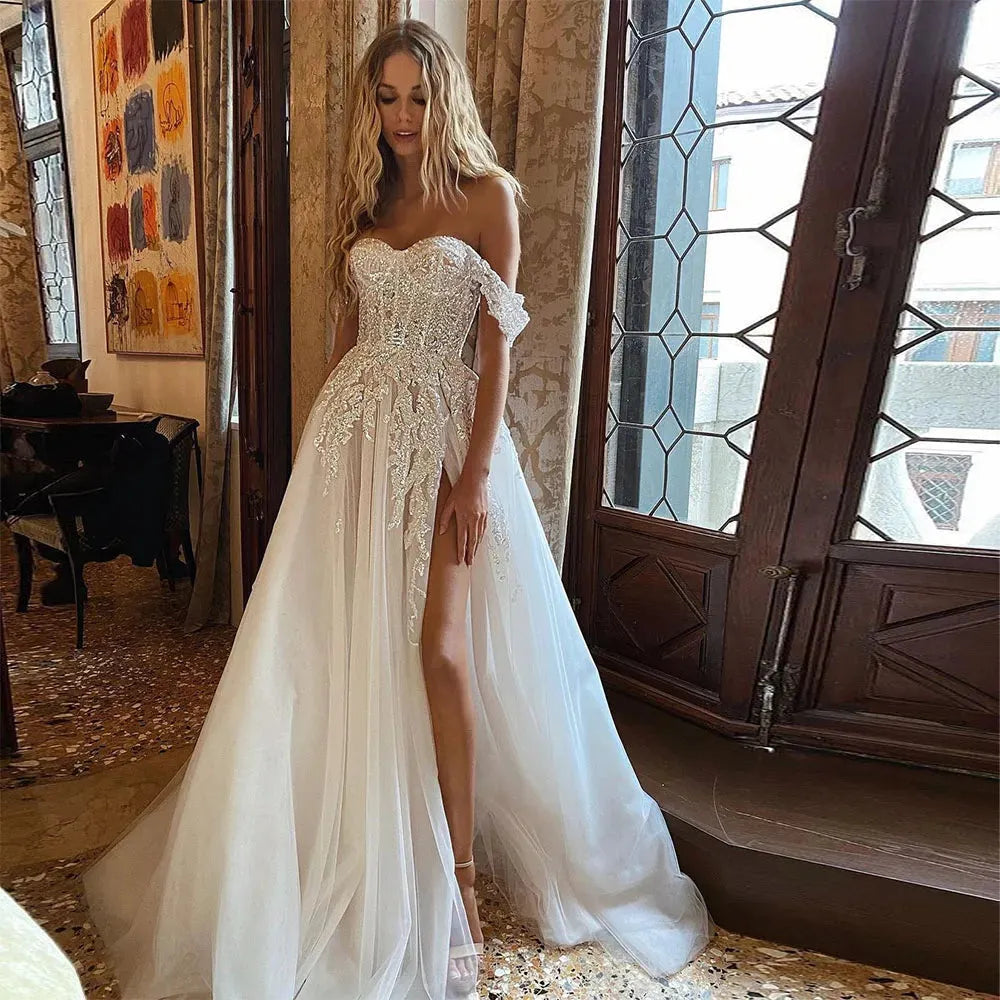 Sevintage Boho Wedding Dresses Crystal Beading Off the Shoulder Lace Appliques A-Line Wedding Gown Sweetheart Bridal Gown 26w