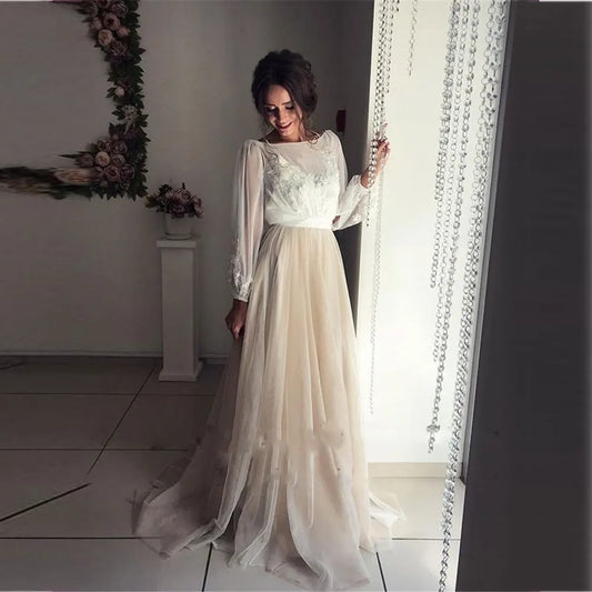 Tulle Boho Wedding Dress Lengan Panjang Vintage Vintage Gading Lace Applique Scoop Neck Champagne Skirt Garden Bride Gown disesuaikan