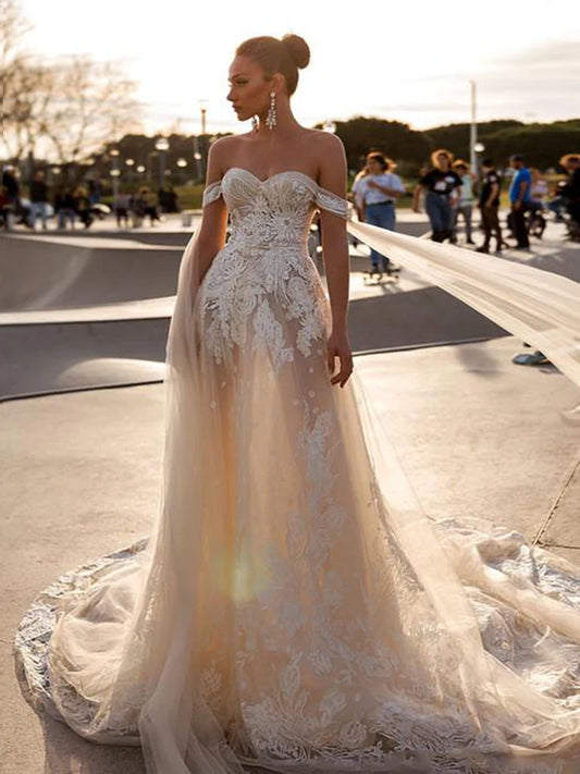 Vestidos de novia de encaje con hombros descubiertos, vestidos de novia bohemios de playa con escote en forma de corazón, vestido de Boda de Princesa con tren de barrido con cremallera